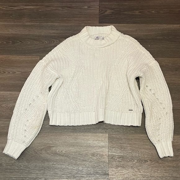 White Hollister sweater - Picture 4 of 4